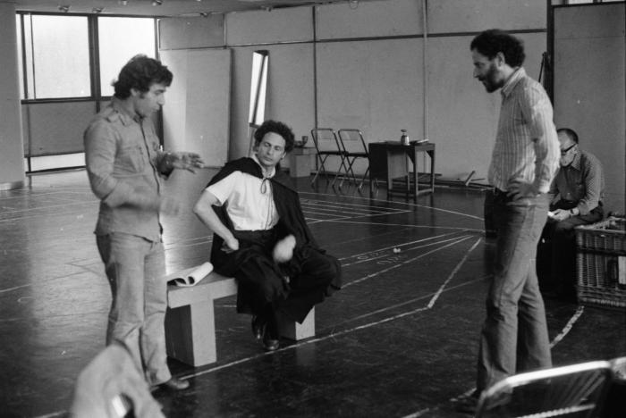 Negativos fotográficos: Personal de sección maquinaria, ensayo Don Juan.
