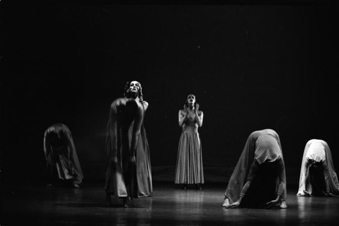Negativos fotográficos:Ballet 3 Coreógrafos. 